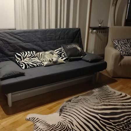 Piso Molly Apartment Leon Bagian luar foto