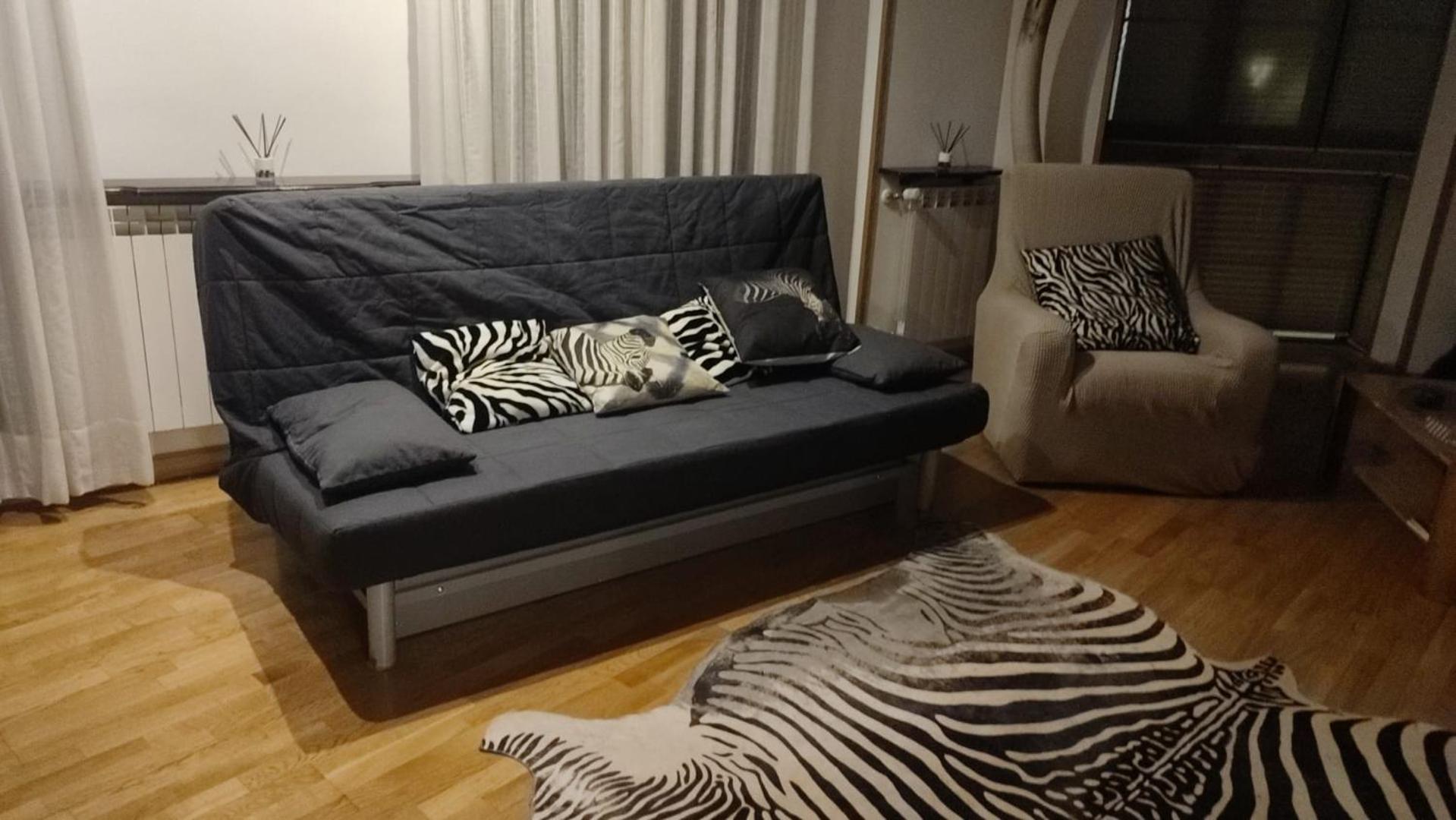 Piso Molly Apartment Leon Bagian luar foto